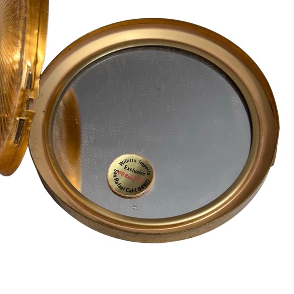 Willitts Imports Vintage Floral Compact Cream Powder Refillable 60s Collectible - Picture 3 of 6